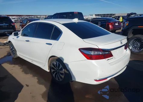 2017 Honda Accord Hybrid Touring z USA, uszkodzony, nr VIN JHMCR6F7XHC007900